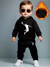 A fleece hoodie for a newborn baby boy in autumn and winter, paired with casual and fashionable long pants, is suitable for outd